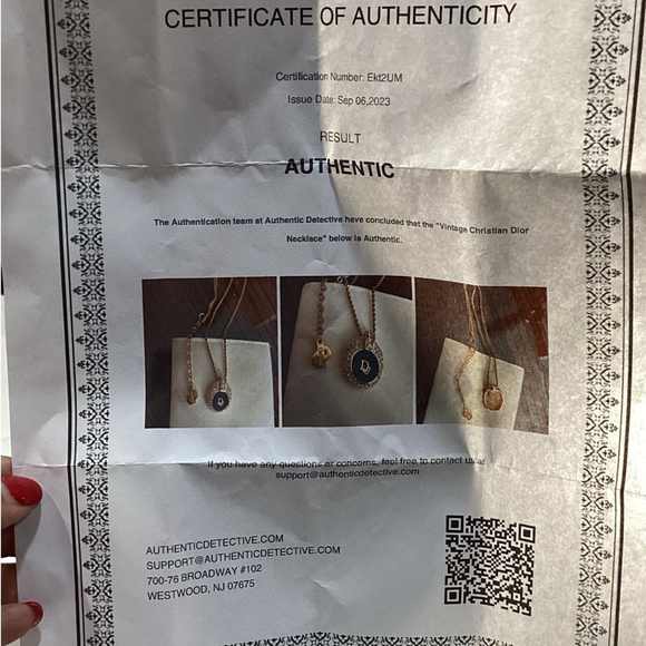 Christian Dior Vintage Enamel& Crystals Gold Plated 18in Necklace With COA - Picture 8 of 9